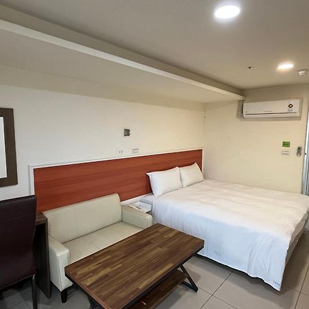Yi Dian Yuan Hotel Чжунли Экстерьер фото