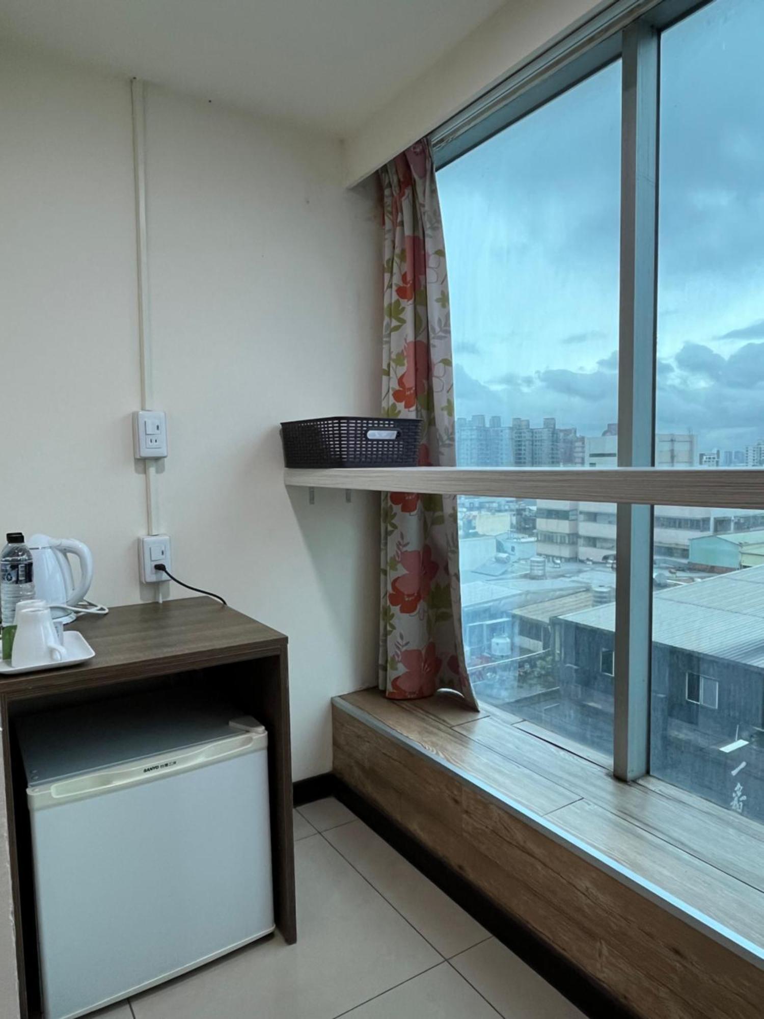 Yi Dian Yuan Hotel Чжунли Номер фото