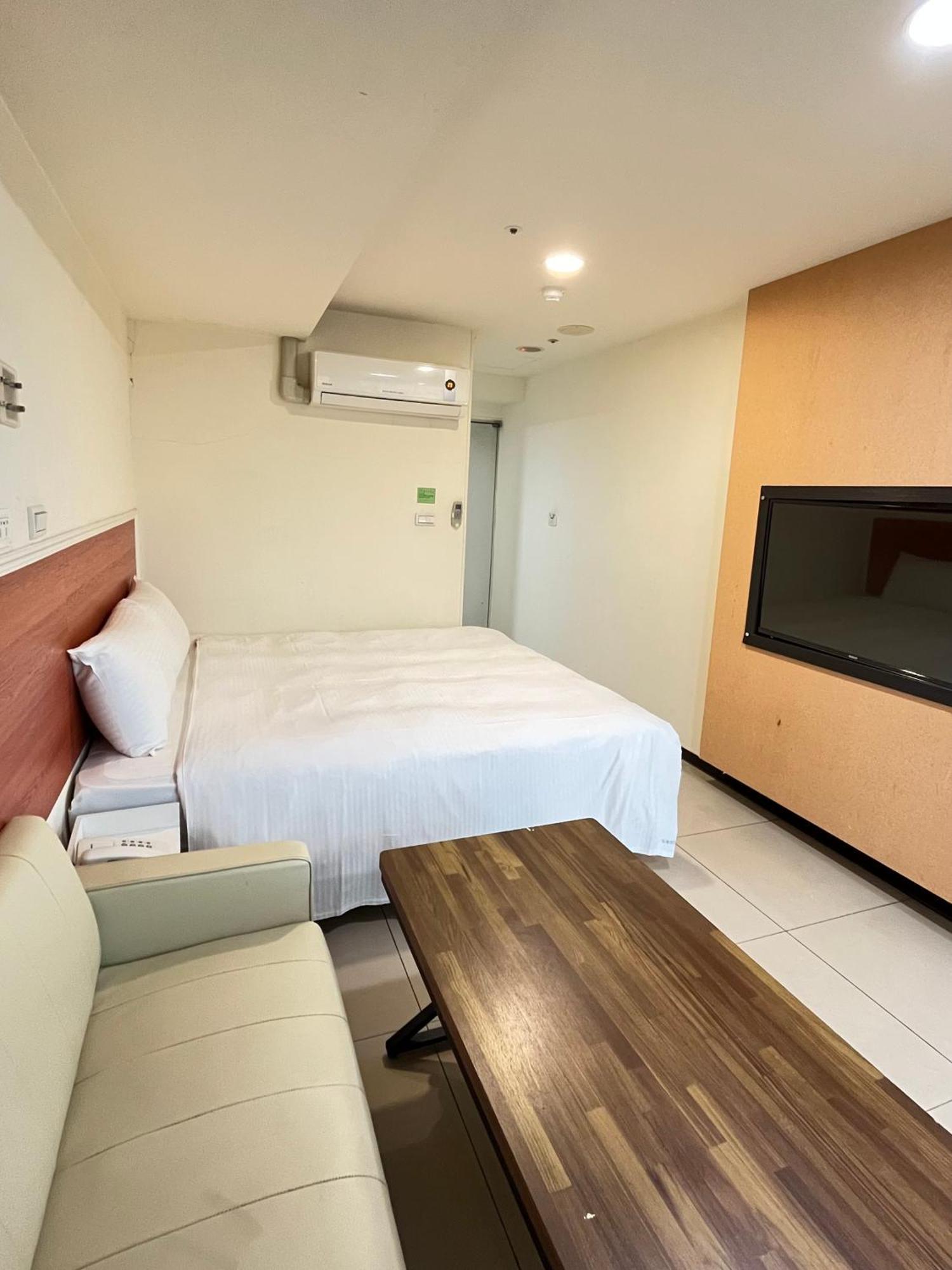 Yi Dian Yuan Hotel Чжунли Экстерьер фото